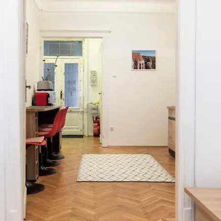 Central Buda Comfort *